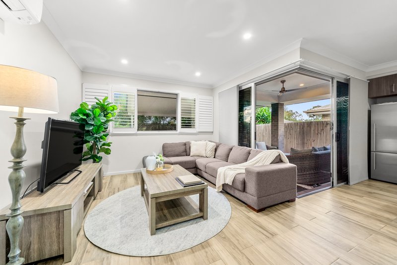Photo - 5 Glendale Crescent, Heathwood QLD 4110 - Image 2