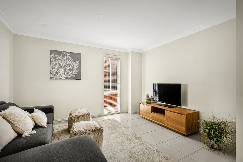 Photo - 5 Glenheath Avenue, Kellyville Ridge NSW 2155 - Image 4