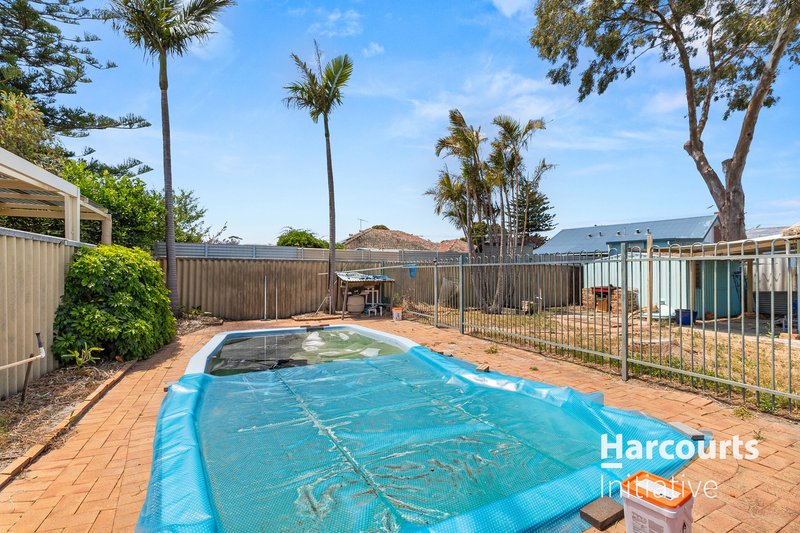 Photo - 5 Goodall Street, Cloverdale WA 6105 - Image 17