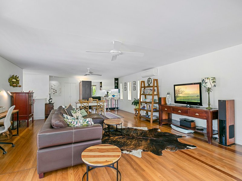 Photo - 5 Goodchap Street, Tewantin QLD 4565 - Image 4