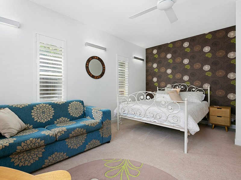 Photo - 5 Goodchap Street, Tewantin QLD 4565 - Image 12