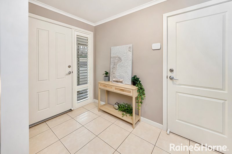 Photo - 5 Gordon Crescent, Strathalbyn SA 5255 - Image 3