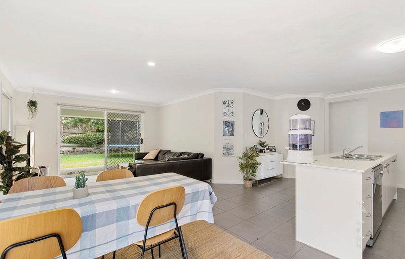 Photo - 5 Gordon Drive, Upper Coomera QLD 4209 - Image 3