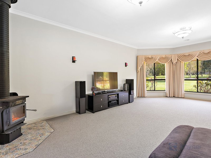 Photo - 5 Gorong Street, Ballan VIC 3342 - Image 5