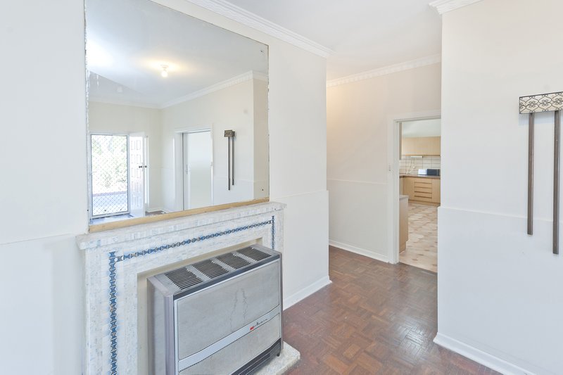 Photo - 5 Gosfield Crescent, Hampstead Gardens SA 5086 - Image 5