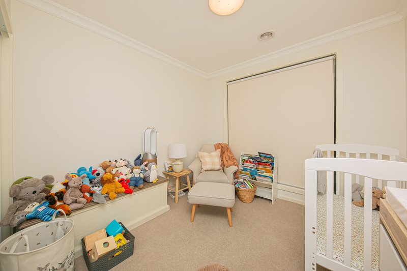 Photo - 5 Goshawk Street, Narre Warren VIC 3805 - Image 7