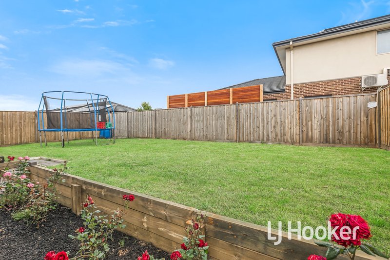 Photo - 5 Gotch Place, Clyde VIC 3978 - Image 9