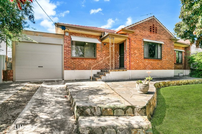 Photo - 5 Gowrie Street, Torrens Park SA 5062 - Image 3