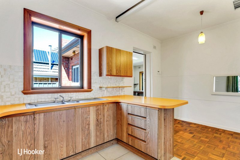 Photo - 5 Gowrie Street, Torrens Park SA 5062 - Image 5