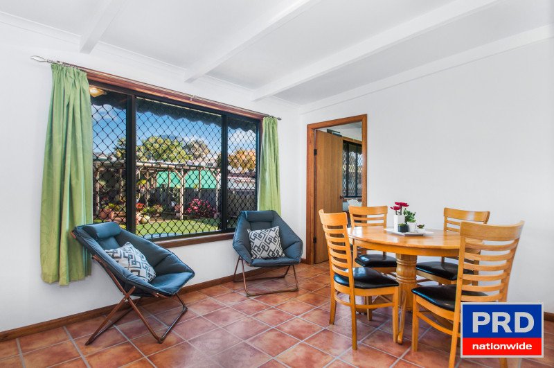 Photo - 5 Graham Street, Unanderra NSW 2526 - Image 4