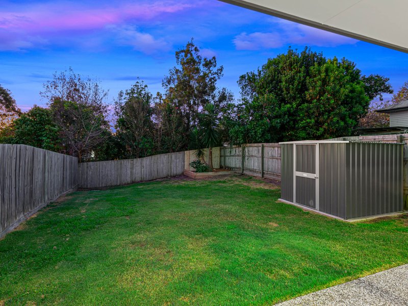 Photo - 5 Gralton Street, Keperra QLD 4054 - Image 23