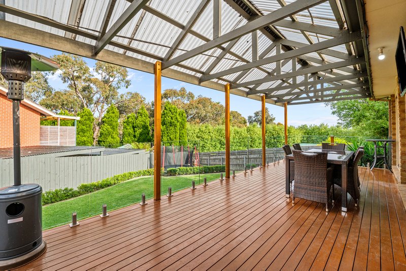 Photo - 5 Grant Court, South Morang VIC 3752 - Image 12