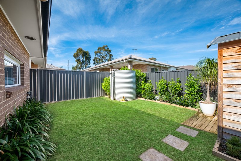 Photo - 5 Grantham Crescent, Denham Court NSW 2565 - Image 11