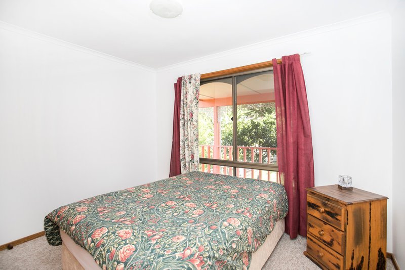 Photo - 5 Grantham Road, Batehaven NSW 2536 - Image 12