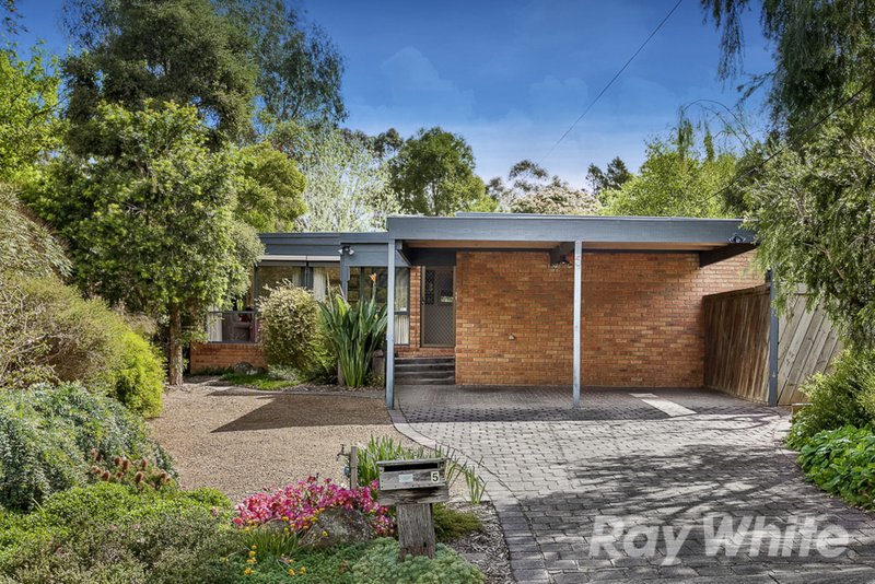 5 Grantley Drive, Glen Waverley VIC 3150