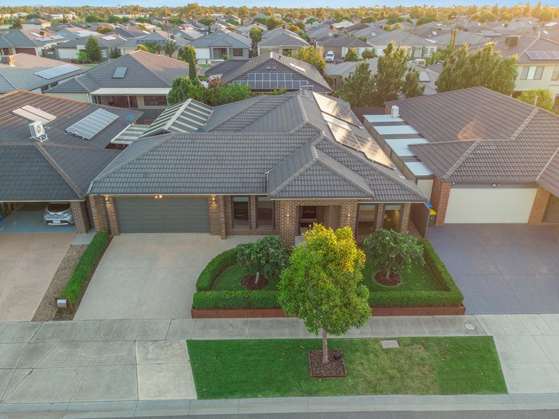 Photo - 5 Granya Street, Tarneit VIC 3029 - Image 4