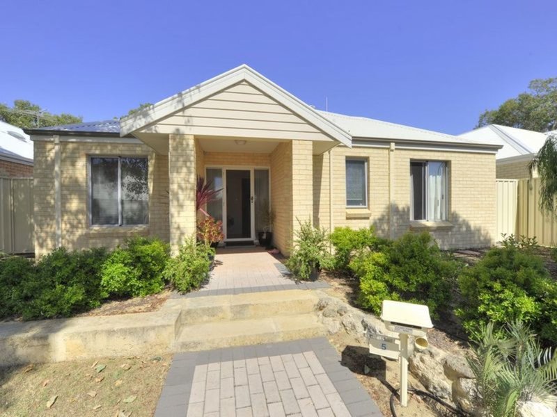 Photo - 5 Grasstree Road, Wannanup WA 6210 - Image 6