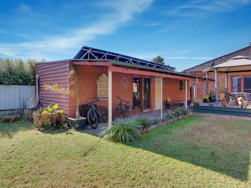 Photo - 5 Gray Street, Wangaratta VIC 3677 - Image 14