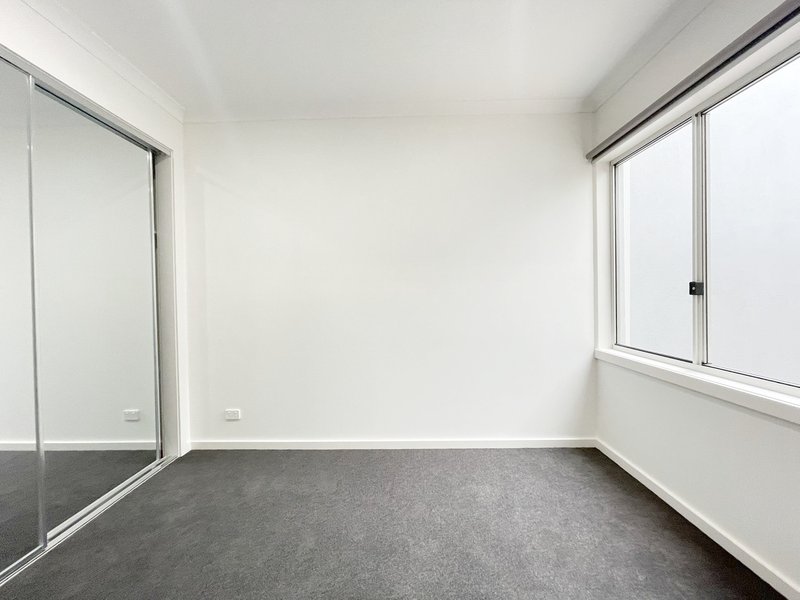 Photo - 5 Grazing Road, Weir Views VIC 3338 - Image 7