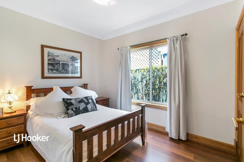 Photo - 5 Greenstead Street, Mawson Lakes SA 5095 - Image 6