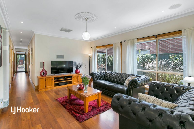 Photo - 5 Greenstead Street, Mawson Lakes SA 5095 - Image 10