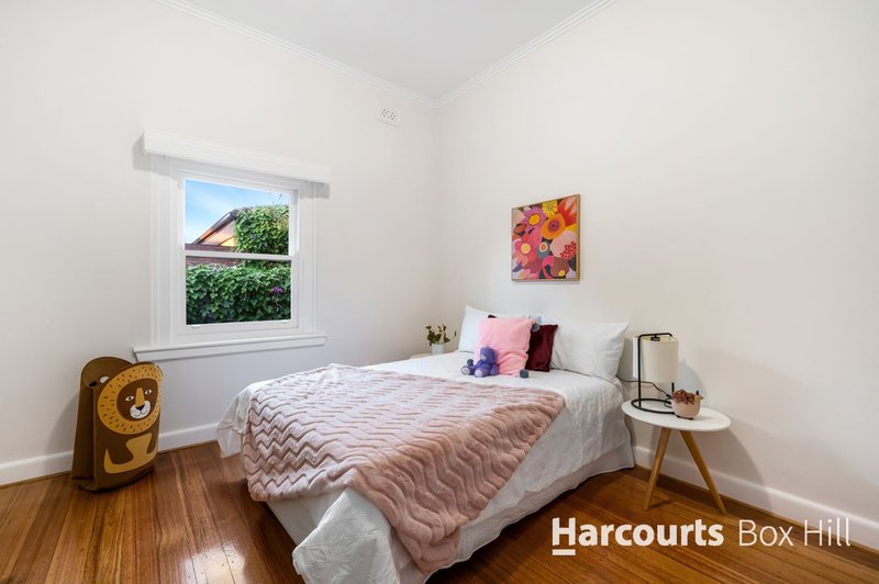 Photo - 5 Grenville Street, Box Hill North VIC 3129 - Image 10