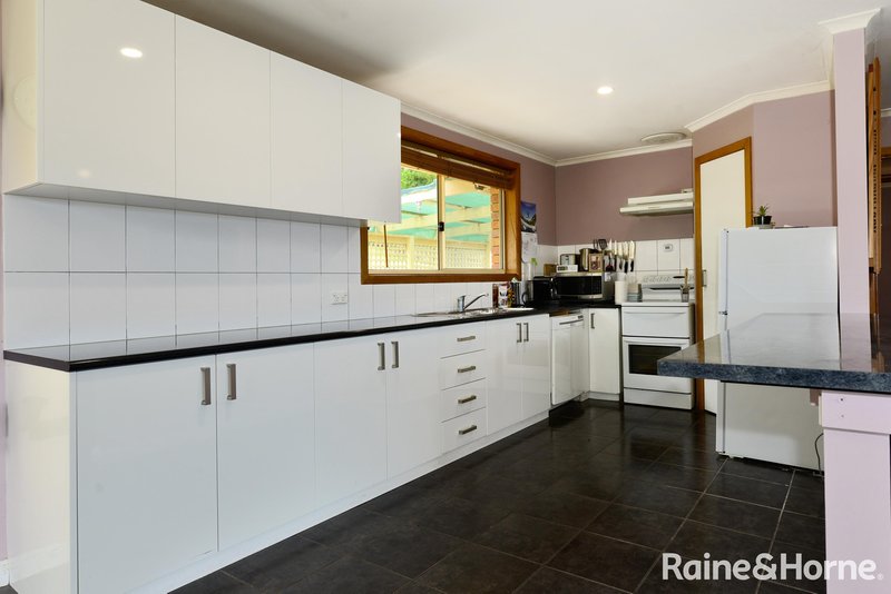 Photo - 5 Grevillea Avenue, Old Beach TAS 7017 - Image 4