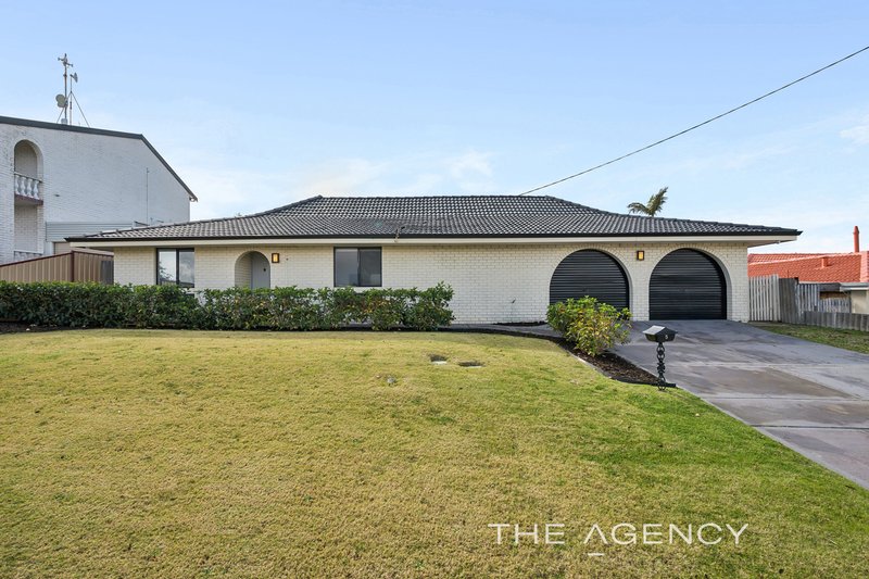 Photo - 5 Gunn Court, Thornlie WA 6108 - Image 3