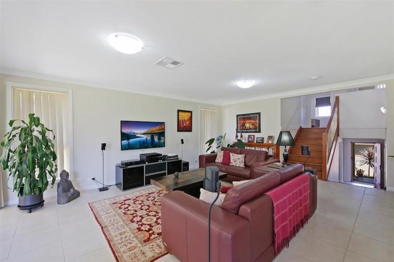 Photo - 5 Gunn Way, Elderslie NSW 2570 - Image 3