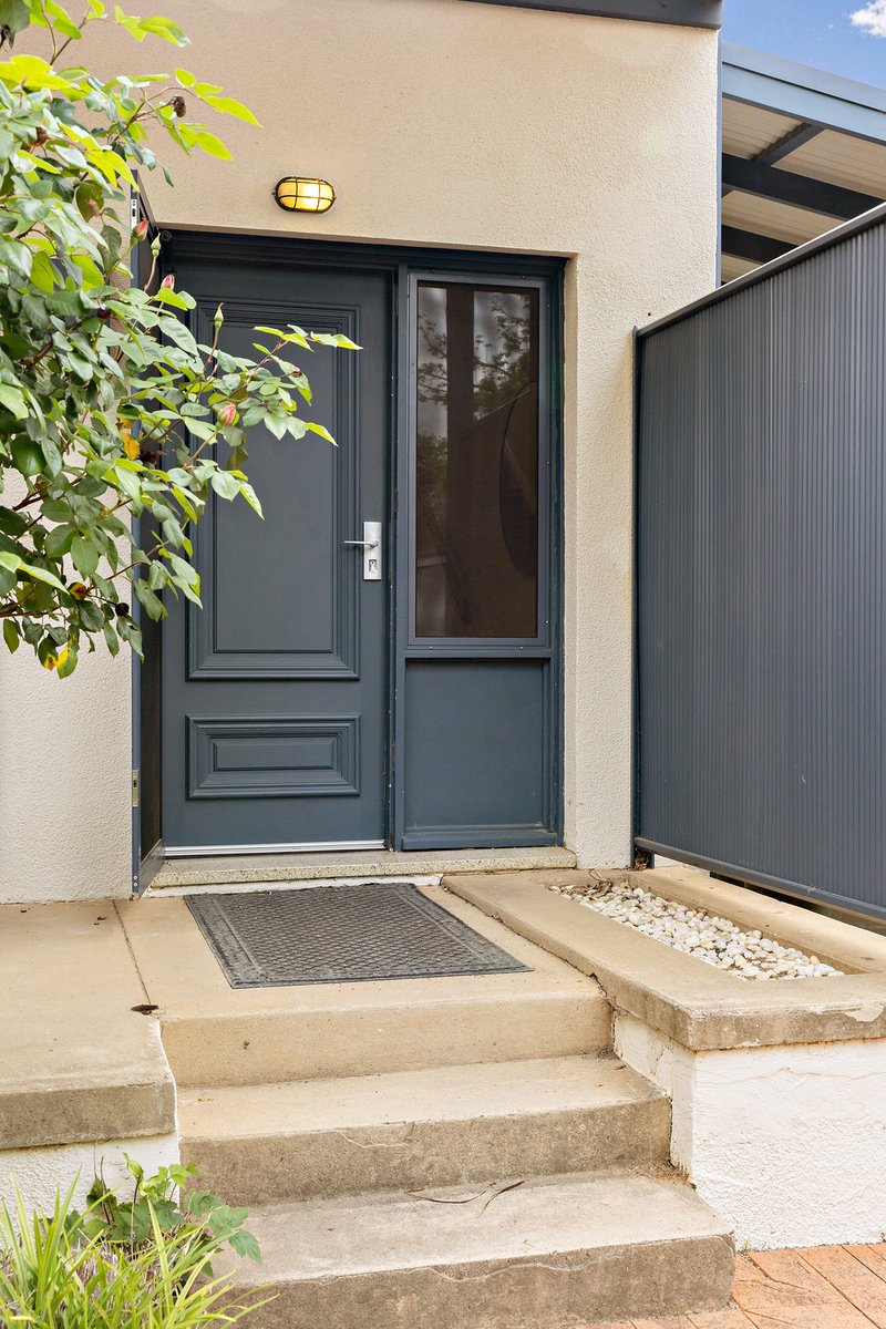 Photo - 5 Guthrie Street, Dickson ACT 2602 - Image 3