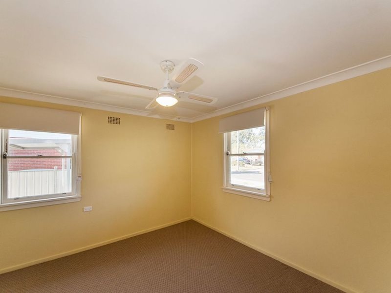 Photo - 5 Gwenneth Ave , Taree NSW 2430 - Image 7