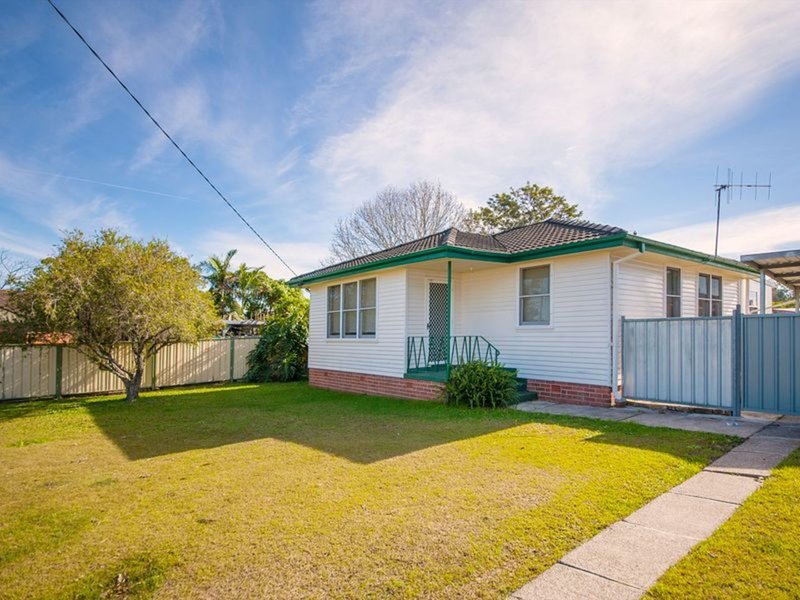 Photo - 5 Gwenneth Ave , Taree NSW 2430 - Image 11