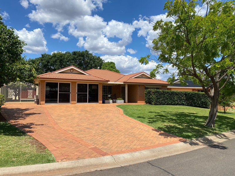 5 Gwydir Court, Dubbo NSW 2830