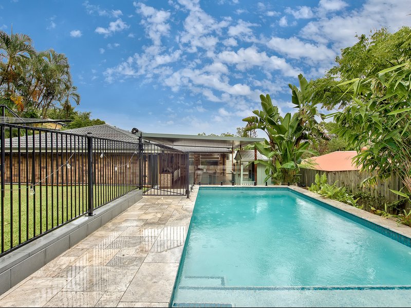 Photo - 5 Gypsy Court, Eatons Hill QLD 4037 - Image 9