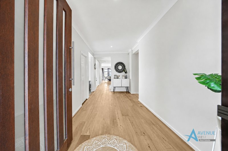 Photo - 5 Hackney Street, Aintree VIC 3336 - Image 3