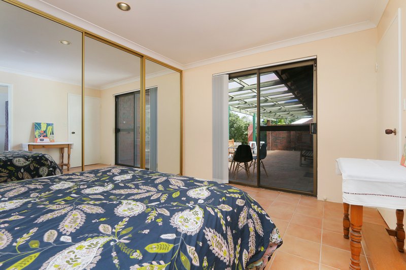 Photo - 5 Hadley Gardens, Kardinya WA 6163 - Image 18