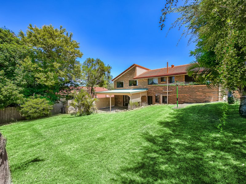 Photo - 5 Hagman Street, Stafford Heights QLD 4053 - Image 2