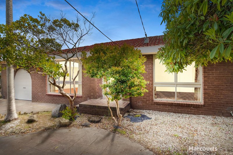 Photo - 5 Hainthorpe Grove, Mulgrave VIC 3170 - Image 2