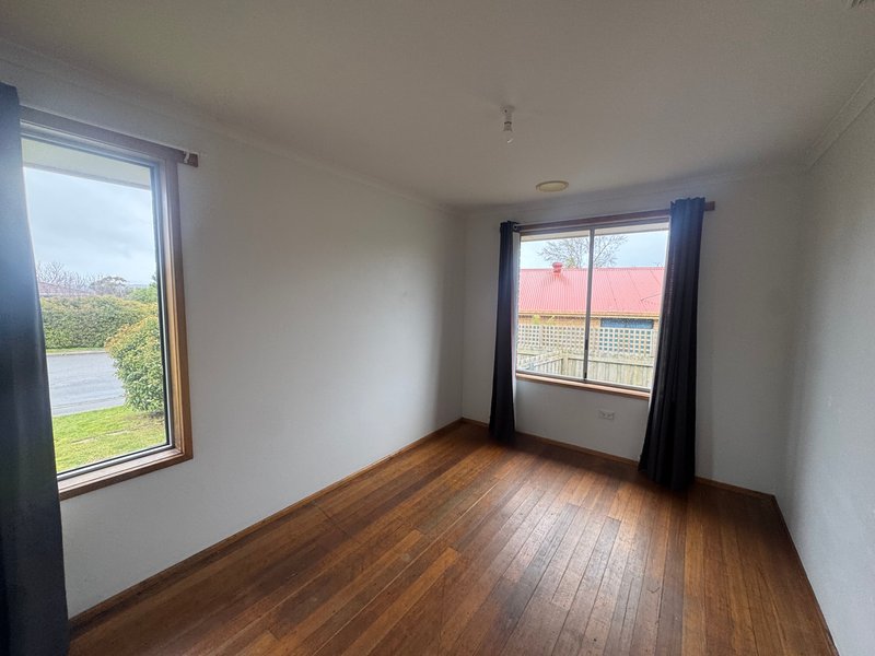 Photo - 5 Hakea Grove, Rocherlea TAS 7248 - Image 5