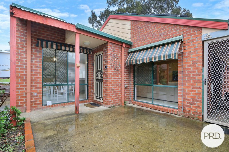 Photo - 5 Hamer Mews, West Wodonga VIC 3690 - Image 2