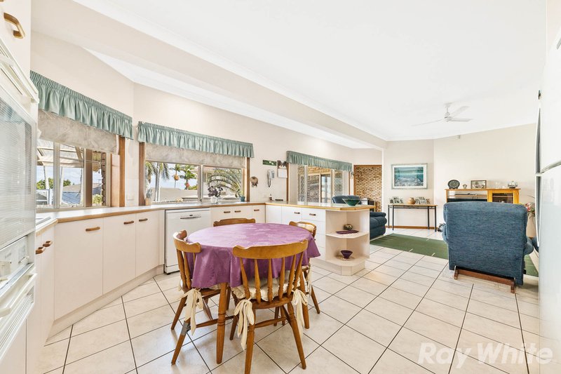 Photo - 5 Hammill Place, Bracken Ridge QLD 4017 - Image 7