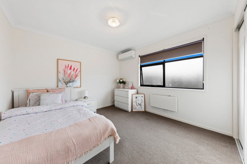 Photo - 5 Hammond Crescent, Officer VIC 3809 - Image 14