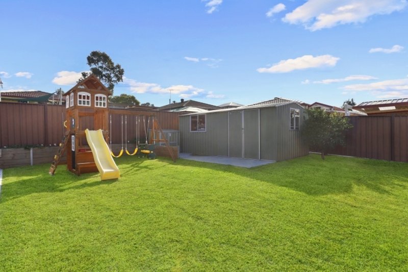 Photo - 5 Hampden Pl , Raby NSW 2566 - Image 7