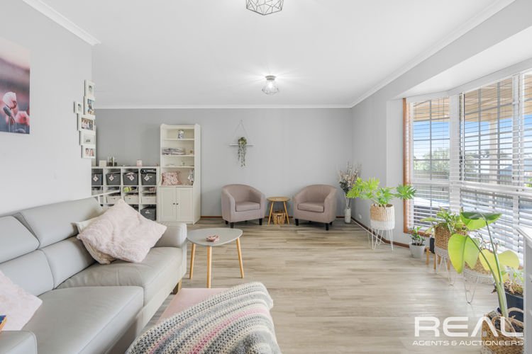 Photo - 5 Hannon Court, Gawler East SA 5118 - Image 4