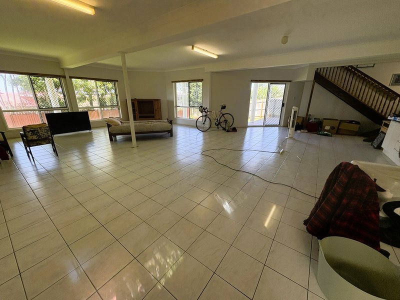 Photo - 5 Harbour Court, Taranganba QLD 4703 - Image 16