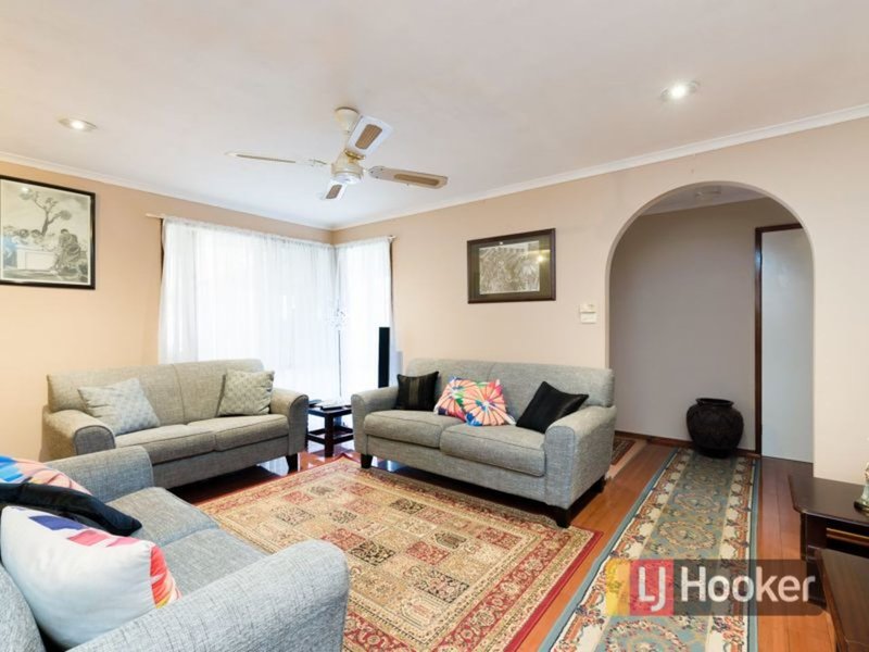 Photo - 5 Harbury Mews, Hampton Park VIC 3976 - Image 5