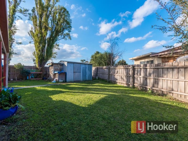 Photo - 5 Harbury Mews, Hampton Park VIC 3976 - Image 14