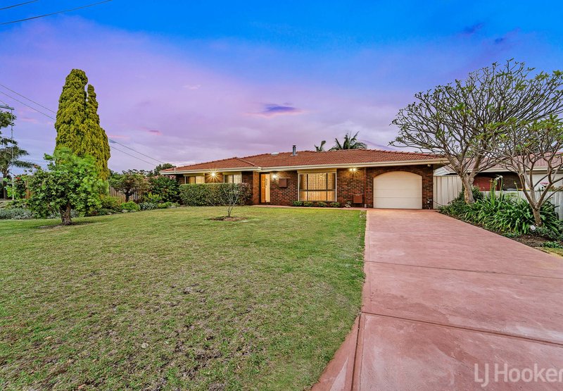 Photo - 5 Hargrave Drive, Thornlie WA 6108 - Image 2