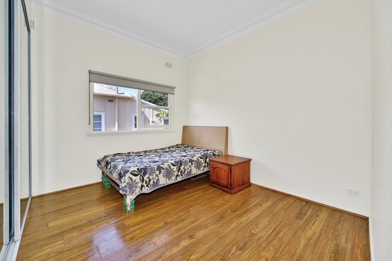 Photo - 5 Hargrave Road, Auburn NSW 2144 - Image 6