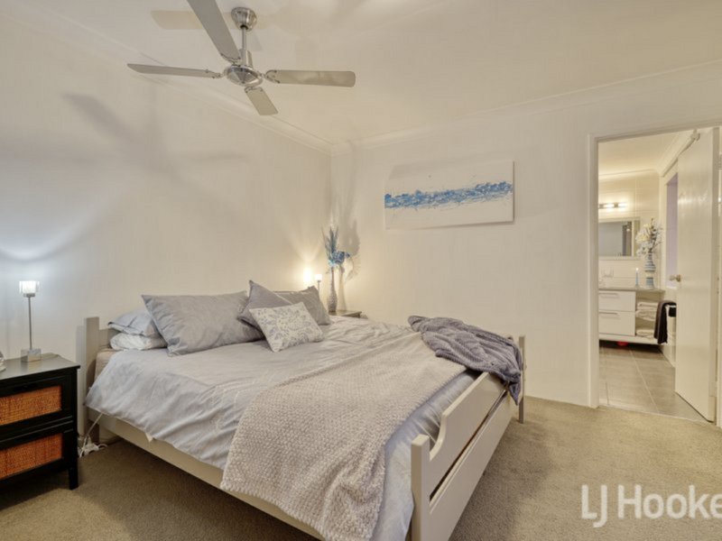 Photo - 5 Harlequin Way, Yanchep WA 6035 - Image 10